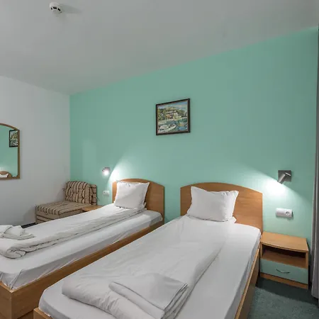 Hotel Iceberg 3*