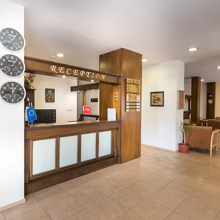 Ξενοδοχείο Iceberg 3*