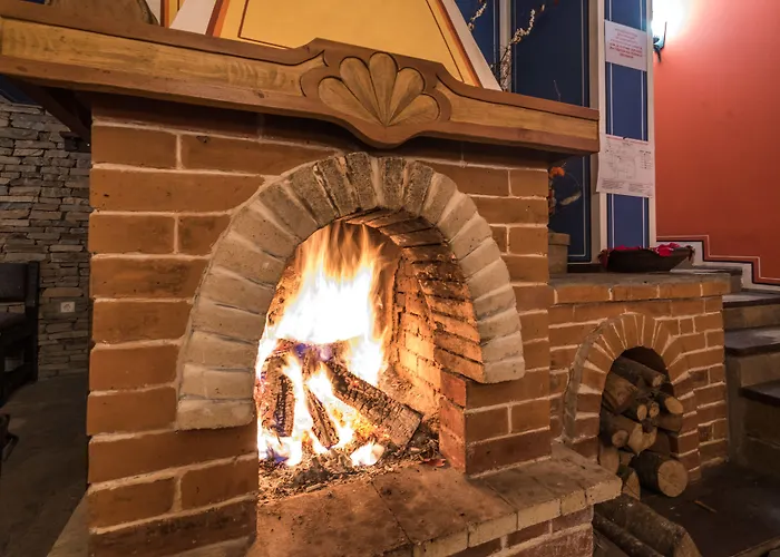 Iceberg 3* Банско