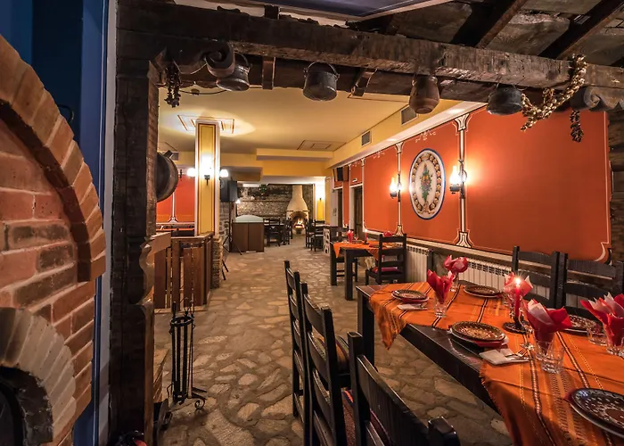 Iceberg Банско