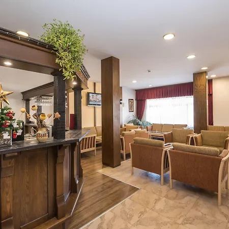 Хотел айсберг 3*