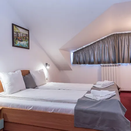 Iceberg Hotel